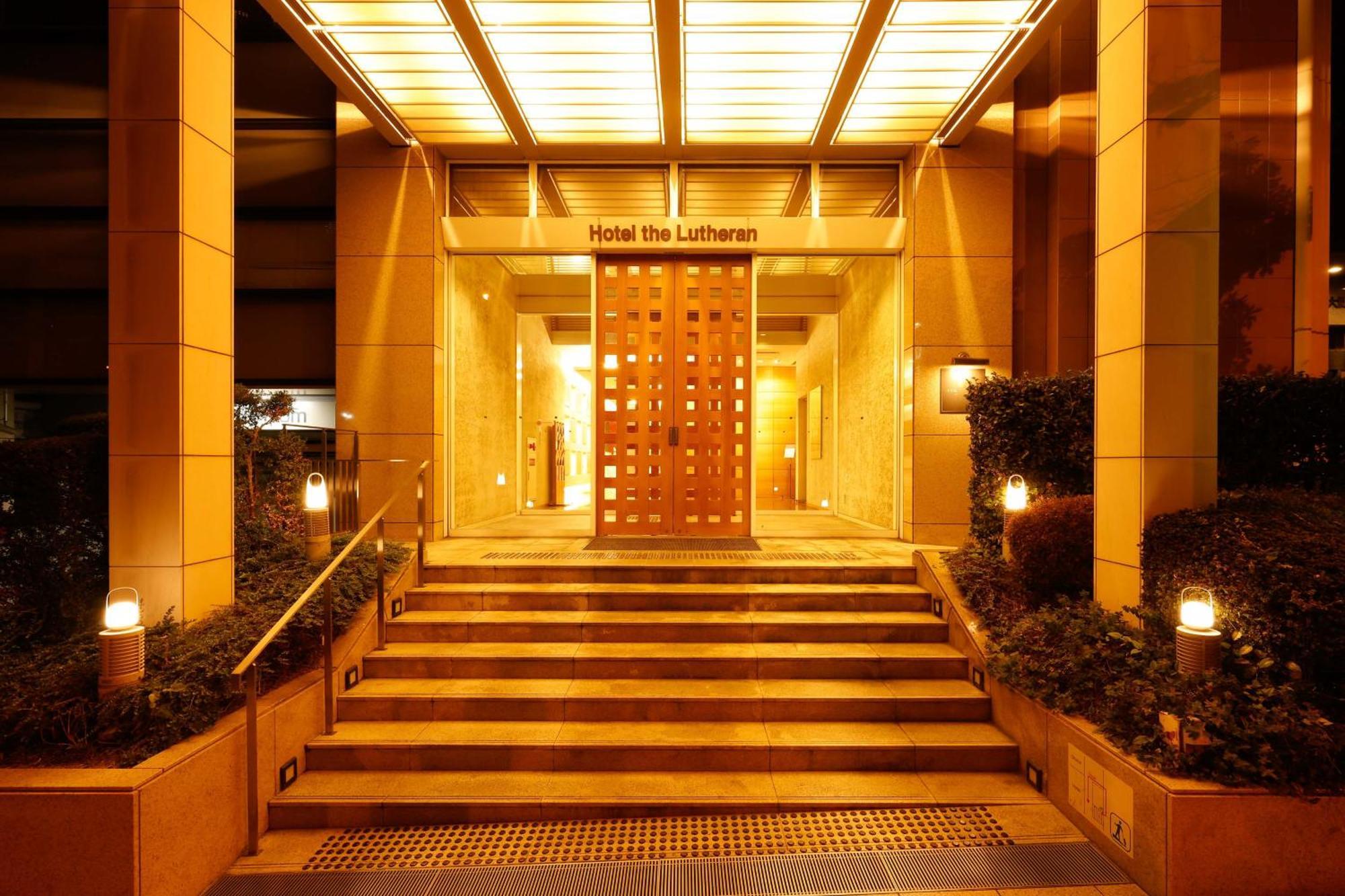 Hotel The Lutheran Ōsaka Exterior foto